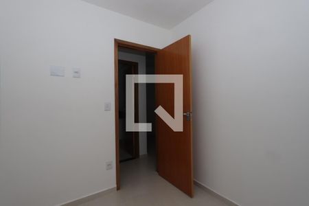 Quarto 2 de apartamento para alugar com 2 quartos, 40m² em Vila Formosa, São Paulo