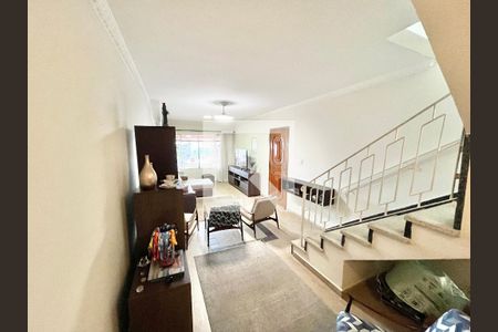 Sala de casa à venda com 3 quartos, 198m² em Água Fria, São Paulo