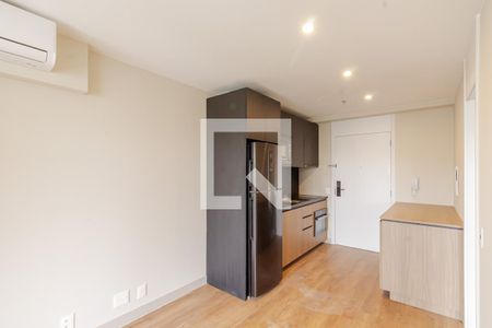 Sala e Cozinha de apartamento para alugar com 1 quarto, 35m² em Indianópolis, São Paulo