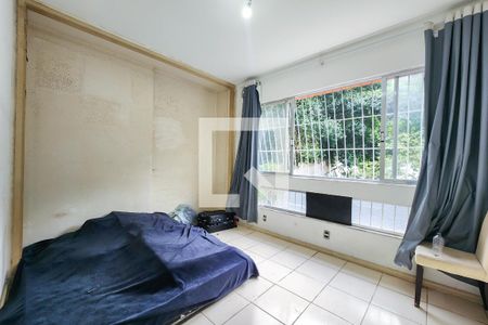 Quarto 1 de apartamento à venda com 2 quartos, 63m² em Laranjeiras, Rio de Janeiro