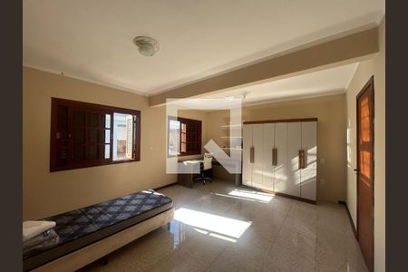 Quarto de casa para alugar com 2 quartos, 201m² em Marechal Rondon, Canoas