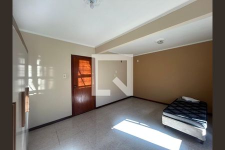 Quarto de casa para alugar com 2 quartos, 201m² em Marechal Rondon, Canoas