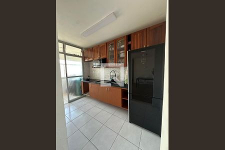 Cozinha de apartamento à venda com 2 quartos, 55m² em Cidade Líder, São Paulo
