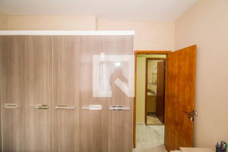 Quarto 2 de apartamento para alugar com 2 quartos, 78m² em Rocha Miranda, Rio de Janeiro