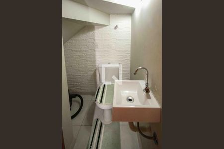 Lavabo de casa de condomínio para alugar com 2 quartos, 68m² em Chácara Belenzinho, São Paulo