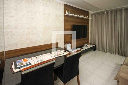 Sala de casa de condomínio para alugar com 2 quartos, 68m² em Chácara Belenzinho, São Paulo