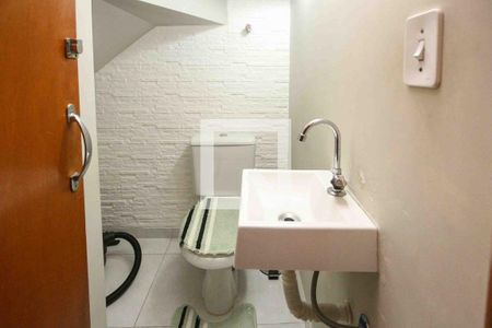 Lavabo de casa de condomínio para alugar com 2 quartos, 68m² em Chácara Belenzinho, São Paulo