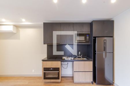 Sala e Cozinha de apartamento para alugar com 1 quarto, 44m² em Indianópolis, São Paulo