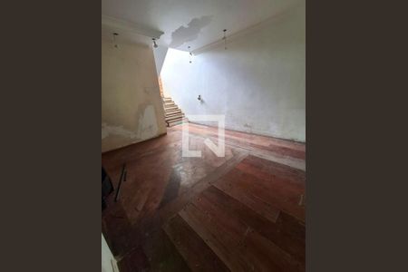Casa para alugar com 3 quartos, 360m² em Jardim Sao Caetano, São Caetano do Sul