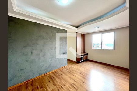 Sala de apartamento à venda com 3 quartos, 69m² em Planalto, Belo Horizonte