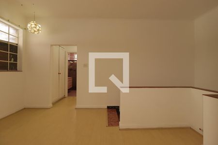Sala de casa para alugar com 3 quartos, 133m² em Vila Assunção, Santo André