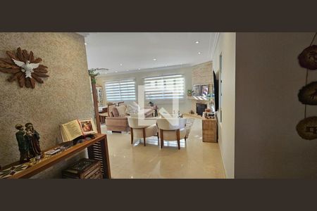 Casa para alugar com 4 quartos, 300m² em Morada dos Pinheiros (Aldeia da Serra), Barueri