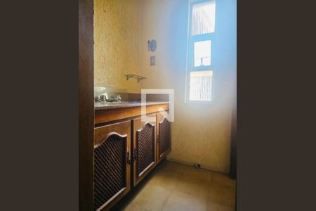 Casa à venda com 3 quartos, 300m² em Vila Valparaíso, Santo André