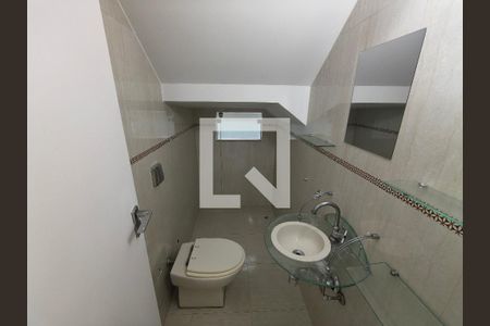 Casa de Condomínio para alugar com 5 quartos, 300m² em Taquara, Rio de Janeiro