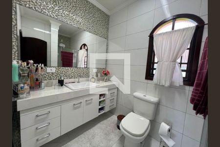 Casa à venda com 4 quartos, 221m² em Nova Petrópolis, São Bernardo do Campo