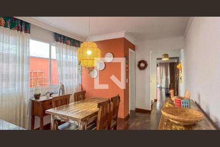 Casa à venda com 3 quartos, 200m² em Aclimação, São Paulo