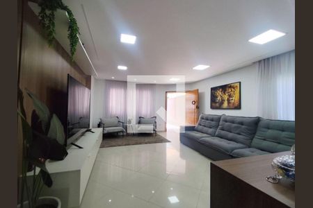Casa à venda com 3 quartos, 212m² em Vila Milton, Guarulhos