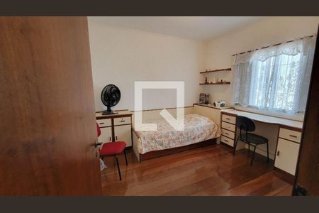 Casa à venda com 3 quartos, 209m² em Santa Terezinha, São Bernardo do Campo