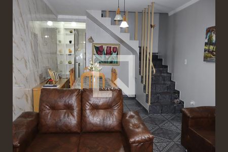Sala de casa à venda com 4 quartos, 125m² em Parque dos Bancarios, São Paulo