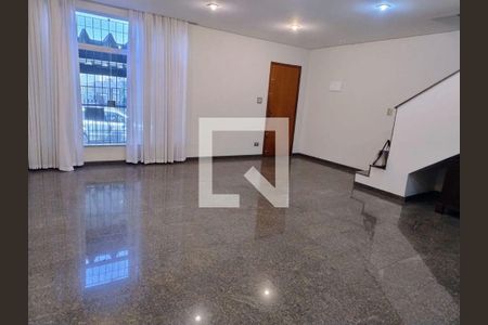 Casa à venda com 4 quartos, 160m² em Planalto Paulista, São Paulo
