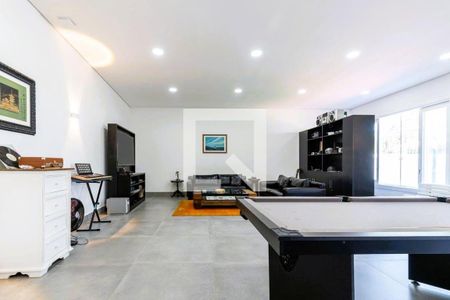 Casa à venda com 4 quartos, 1050m² em Jardim Petropolis, São Paulo