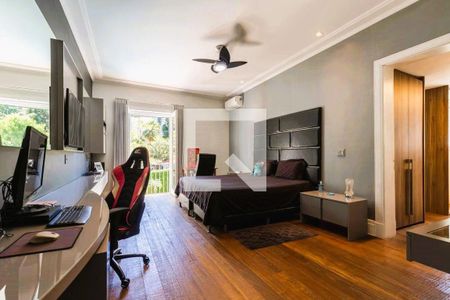 Casa à venda com 4 quartos, 1050m² em Jardim Petropolis, São Paulo