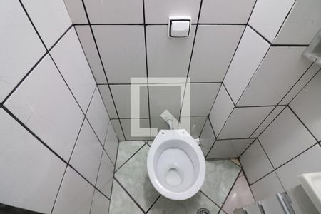 Banheiro Social de casa para alugar com 1 quarto, 60m² em Jardim Thelma, São Bernardo do Campo