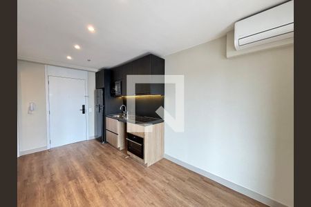 Sala/Cozinha de apartamento para alugar com 1 quarto, 42m² em Indianópolis, São Paulo