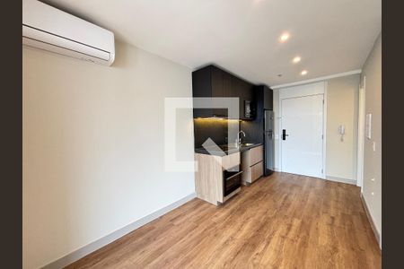 Sala/Cozinha de apartamento para alugar com 1 quarto, 42m² em Indianópolis, São Paulo