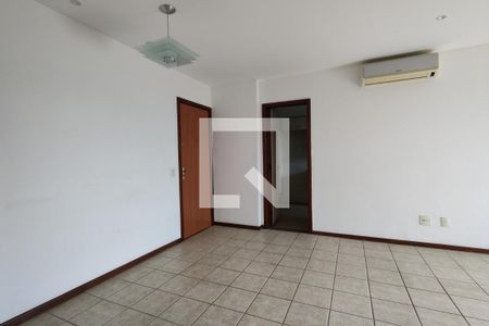 Sala de apartamento para alugar com 3 quartos, 80m² em Pechincha, Rio de Janeiro