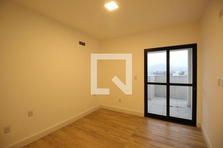 Quarto 1 de apartamento à venda com 3 quartos, 316m² em Freguesia (jacarepaguá), Rio de Janeiro