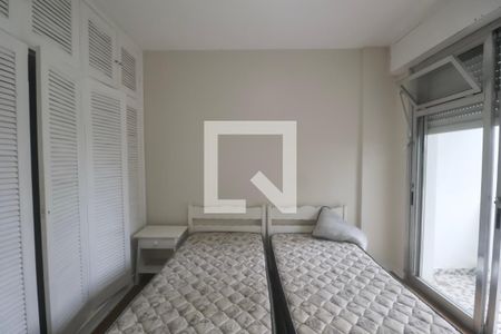 Quarto de apartamento para alugar com 2 quartos, 90m² em Centro, Guarujá