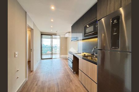 Sala/Cozinha de apartamento para alugar com 1 quarto, 41m² em Indianópolis, São Paulo