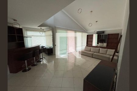 Sala de casa para alugar com 6 quartos, 900m² em Jardim Sao Paulo Ii, Cotia