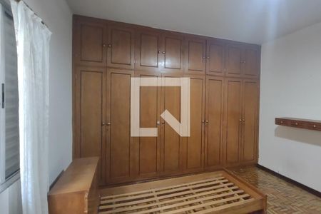 Quarto 2 de casa à venda com 3 quartos, 400m² em Santa Paula, São Caetano do Sul