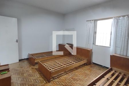 Quarto 2 de casa à venda com 3 quartos, 400m² em Santa Paula, São Caetano do Sul