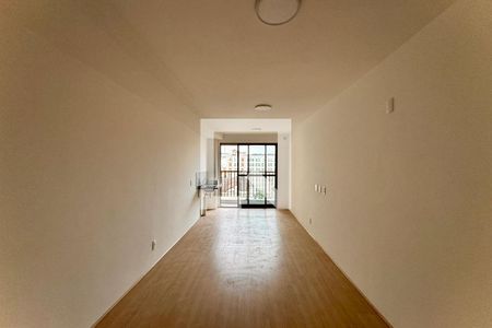 Kitnet/Studio para alugar com 1 quarto, 32m² em Centro, Rio de Janeiro
