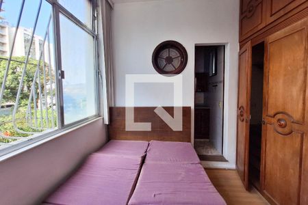 Suíte 1 de apartamento para alugar com 1 quarto, 40m² em Ingá, Niterói