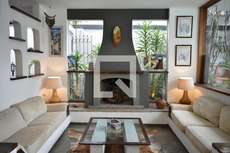 Sala 1 de casa para alugar com 3 quartos, 295m² em Chácara Inglesa, São Paulo