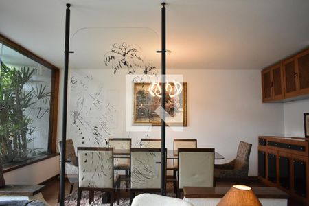 Sala 1 de casa para alugar com 3 quartos, 295m² em Chácara Inglesa, São Paulo