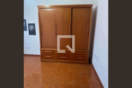 Quarto de casa para alugar com 3 quartos, 140m² em Nova Alianca, Rio das Ostras