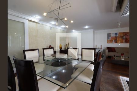 Sala de apartamento à venda com 3 quartos, 168m² em Real Parque, São Paulo