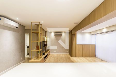 Sala de apartamento à venda com 2 quartos, 81m² em Vila Olímpia, São Paulo