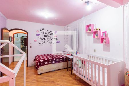 Suíte de casa à venda com 3 quartos, 141m² em Jardim Bandeirantes (zona Norte), São Paulo