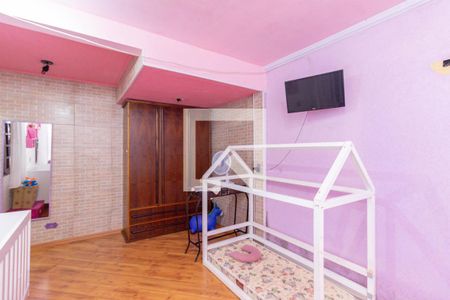Suíte de casa à venda com 3 quartos, 141m² em Jardim Bandeirantes (zona Norte), São Paulo
