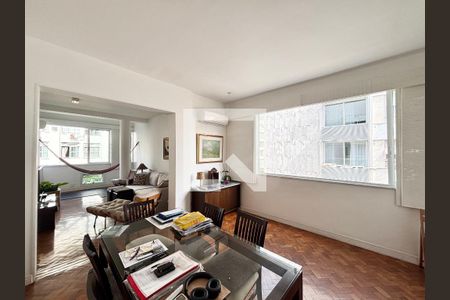 Sala de apartamento à venda com 2 quartos, 100m² em Copacabana, Rio de Janeiro