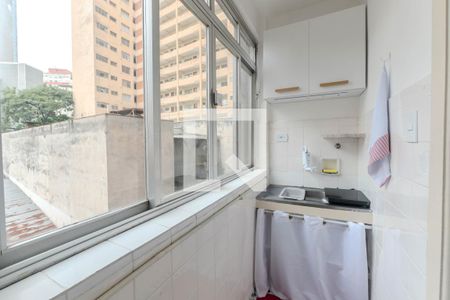 Cozinha de kitnet/studio para alugar com 1 quarto, 28m² em Bela Vista, São Paulo
