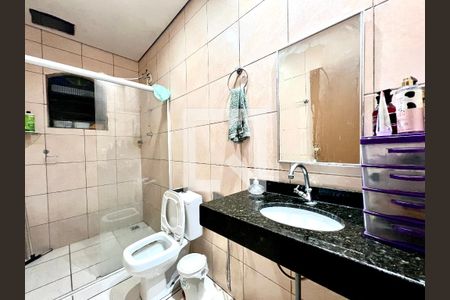 Casa para alugar com 3 quartos, 245m² em Jaqueline, Belo Horizonte