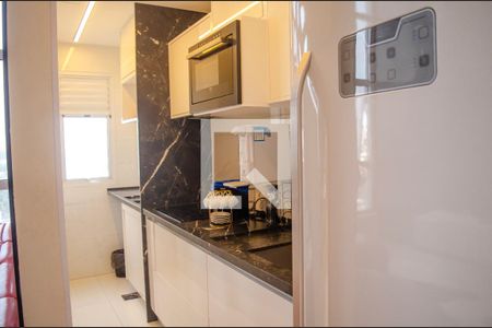 Apartamento para alugar com 2 quartos, 77m² em Jardim Goiás, Goiânia