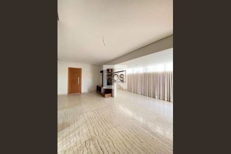 Apartamento à venda com 3 quartos, 160m² em Esplanada, Belo Horizonte